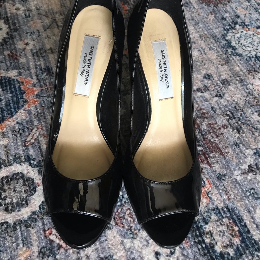 Saks fifth avenue genuine patent leather peep toe  heels